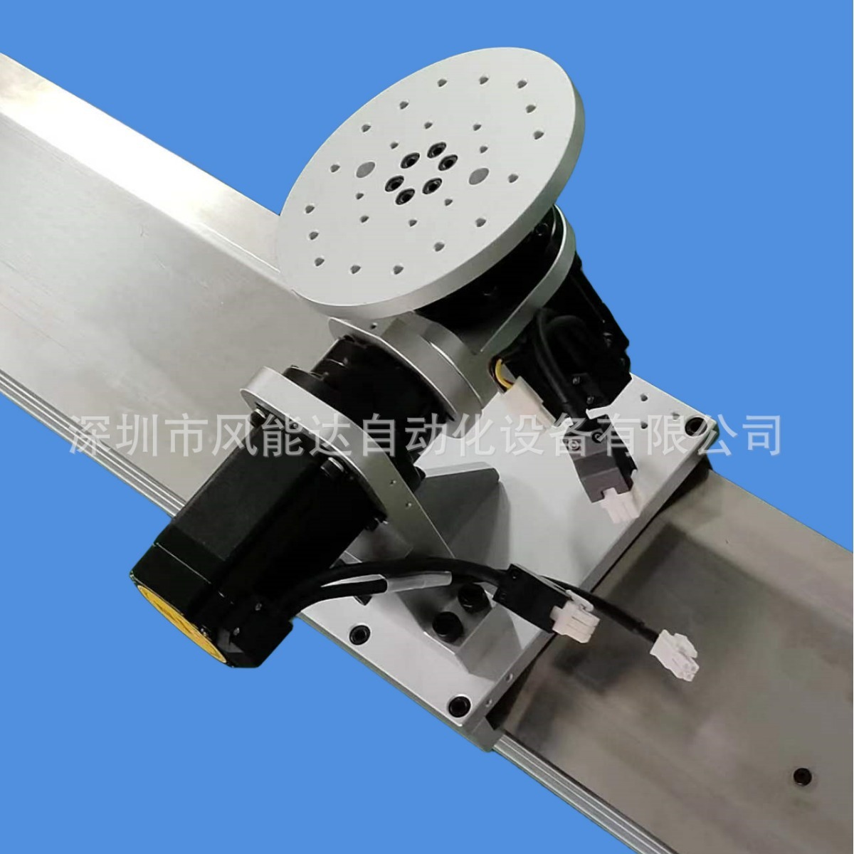 Wind energy up to three-axis mechanical hand-to-man smart-to-man robot Shenzhen electric rotation swing shuttle