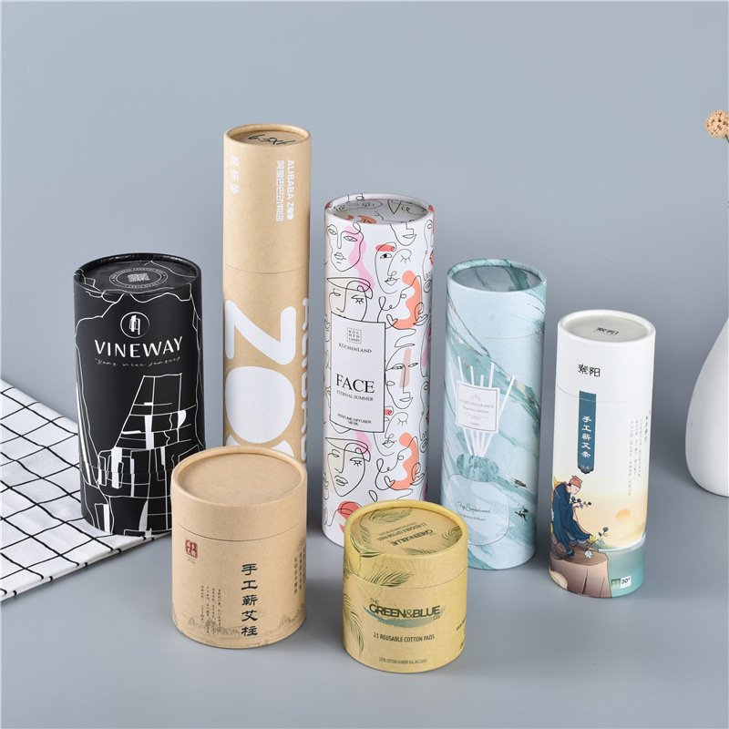 Book-packed paper cylinders are customised for fragrance fragrance.