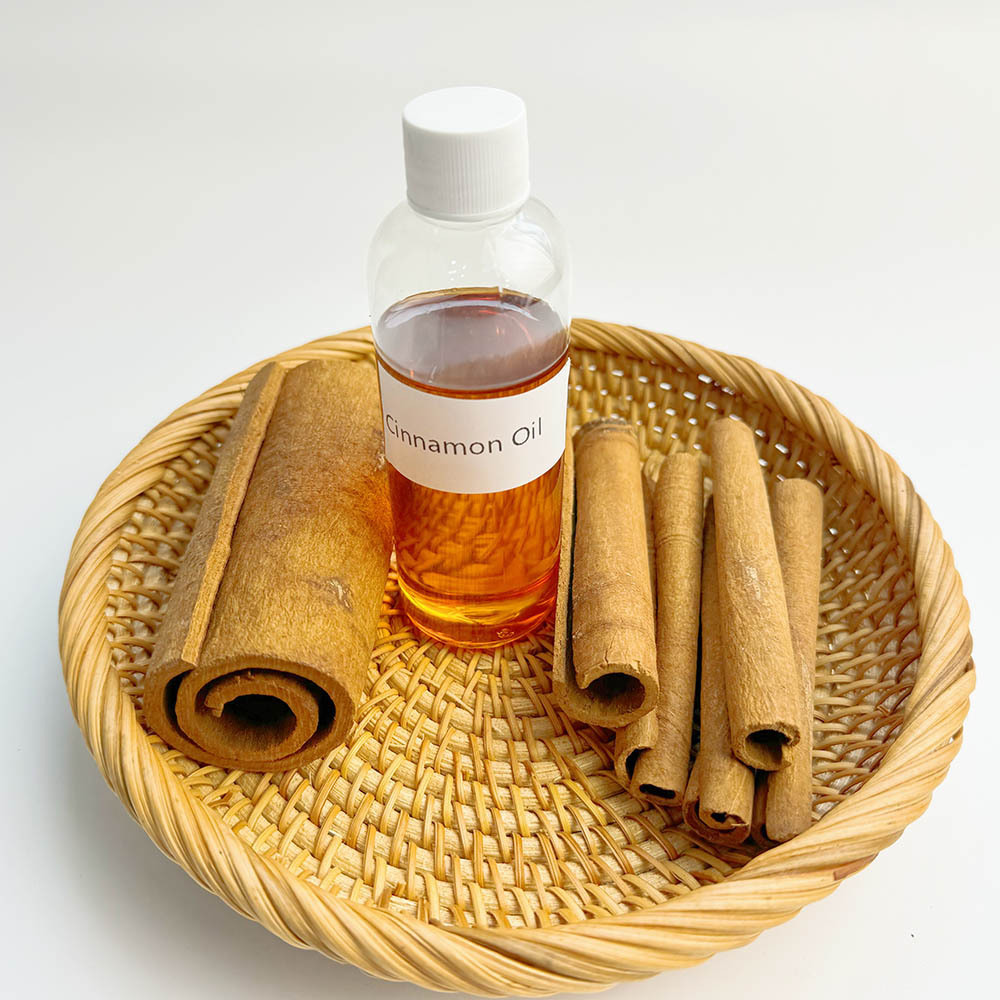 Nước sốt, dầu quế, dầu quế, quế hình nón, nguồn gốc, tự nhiên không được dùng.