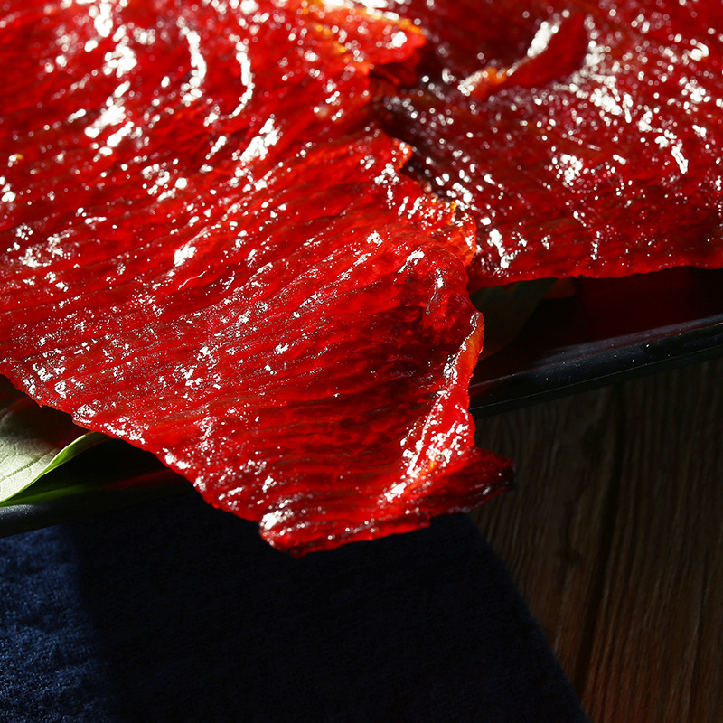 180 grams of lemon pork drying off the red moths of the net.