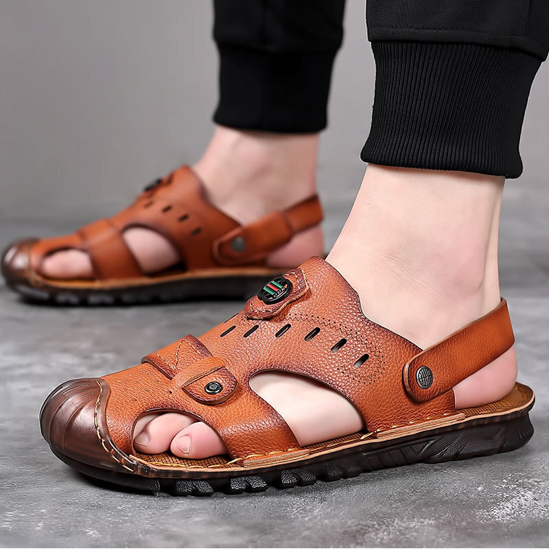 In the summer, the man with the sandals wears the hips and the sandals, and the man with the leather and sandals, the man with the leather and the sandals.
