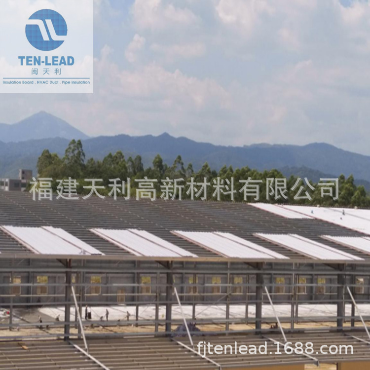 Fire protection on the roof of a steel-structured chicken house.