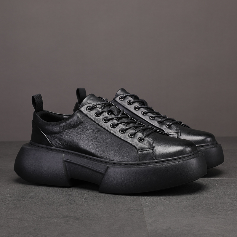 Men's leisure-skin shoes flow with thick-skinned men's shoes.
