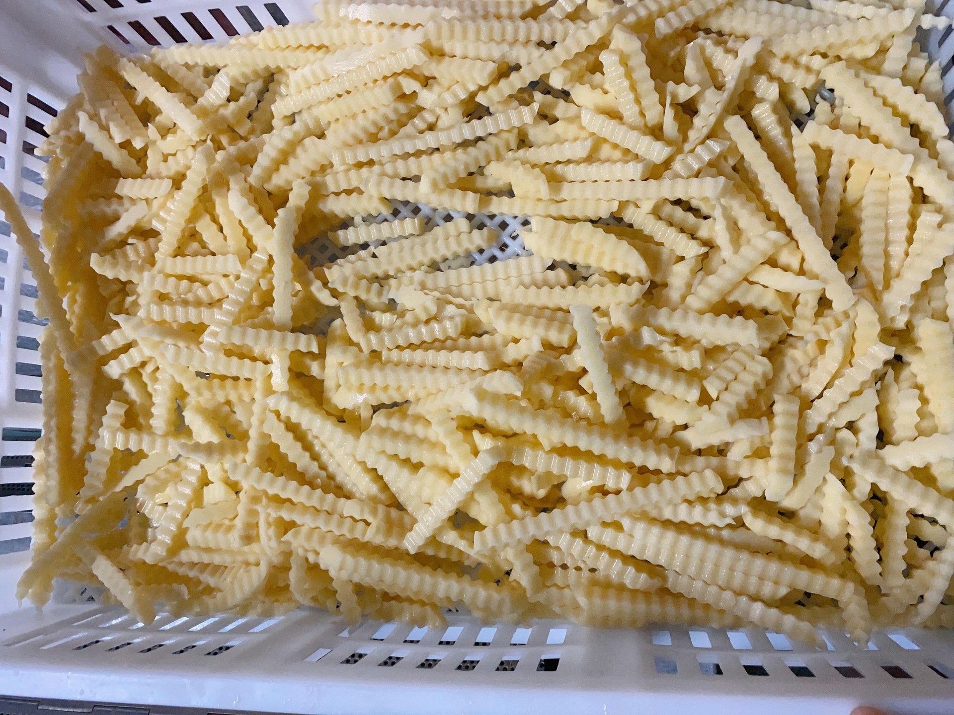 공장의 spicy McKin, 원래 악취, 반 완성, couscous, 프랑스 fries, 상업 냉동 오일.