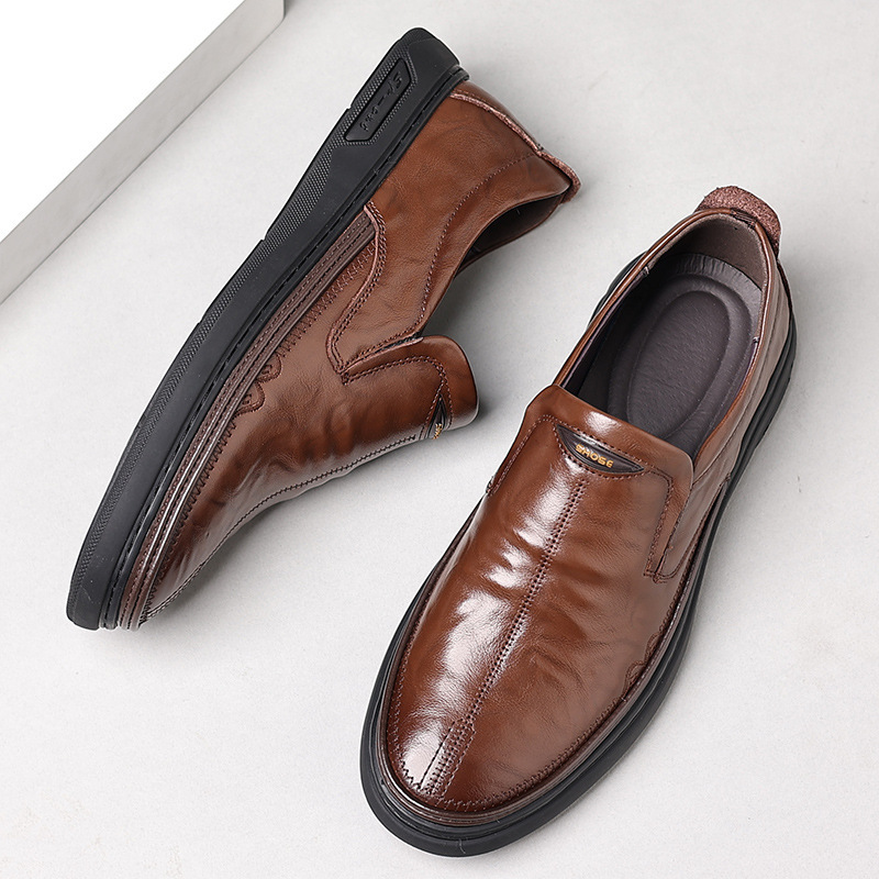 ♪ A man with shoes ♪