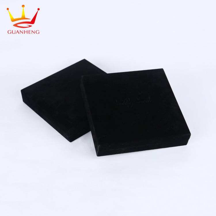 Customized tour anniversary wedding box box, velvet box, black box, bracelet box.