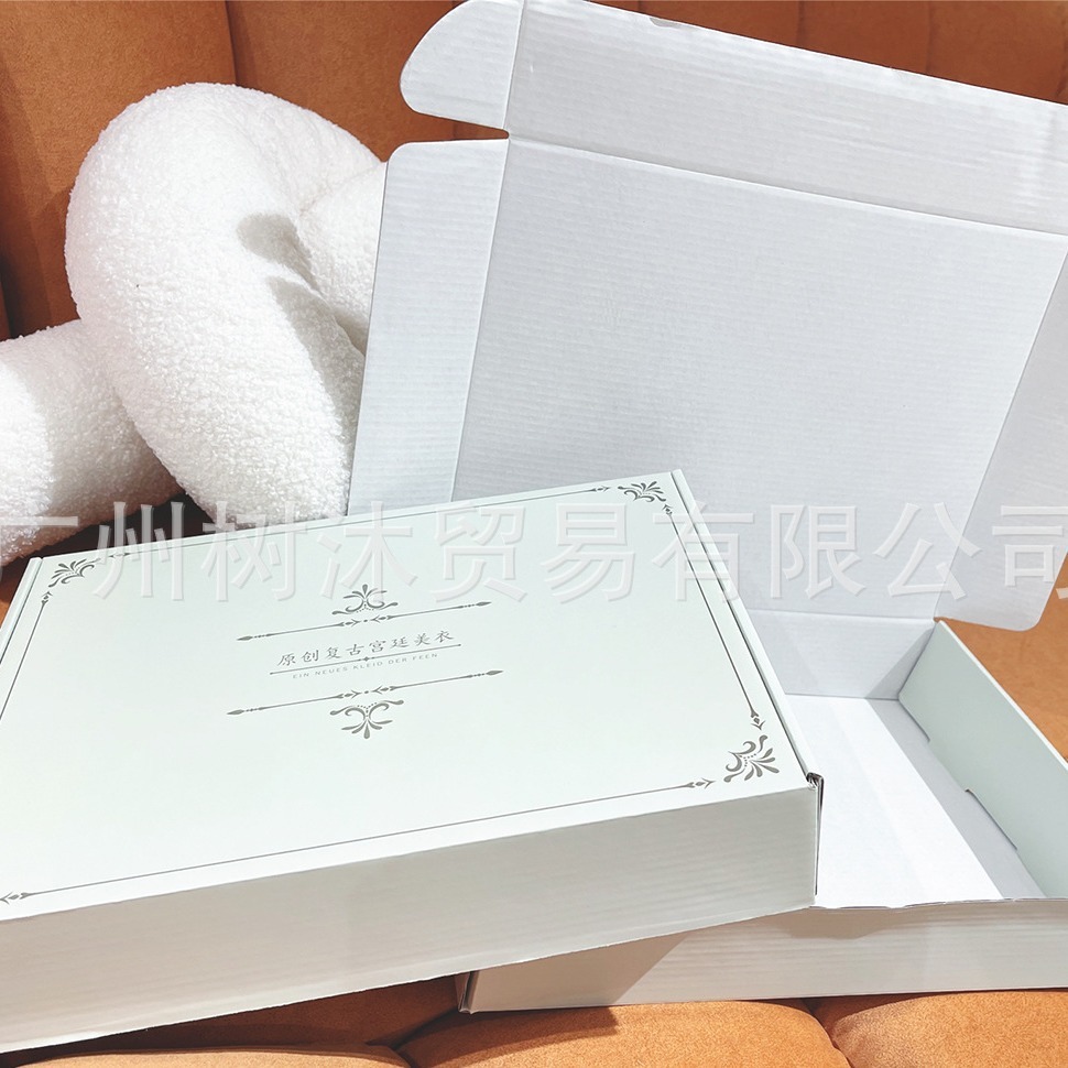 Hộp đóng gói thiết kế sơ khai CM dày đặc để làm sâu sắc màu cơ bản tự xác định để tăng gấp đôi chất lượng màu trắng