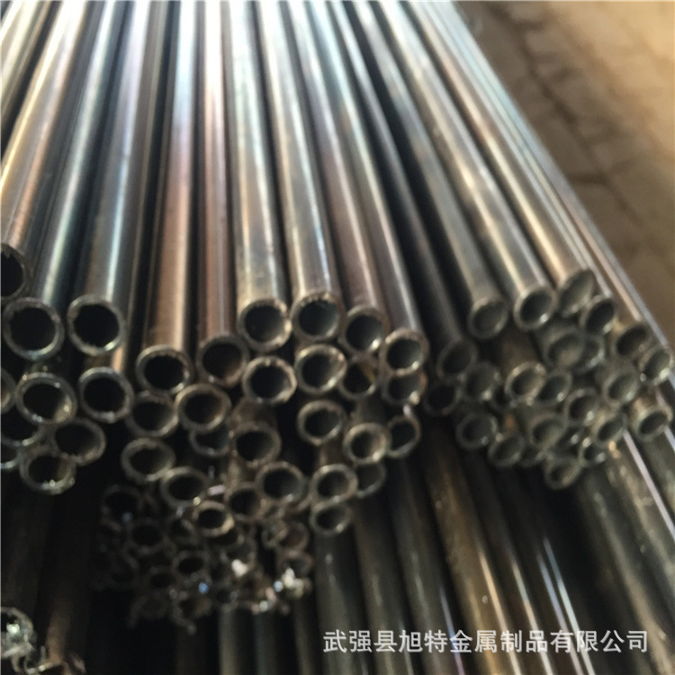 A 13mm black tube Q195 Q235 high-frequency welding tube light tube with an 11mm cold piping length