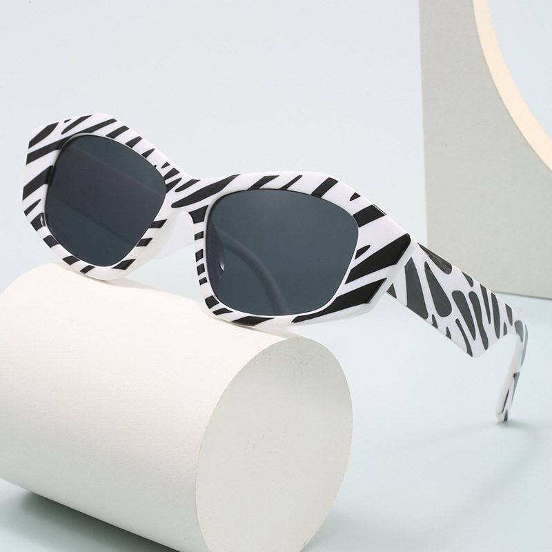 Cross-border candy sunglasses, 2024 new fashion women's street.