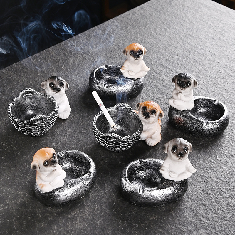 Personally creative ashtray to the ash flight room home cute office dog smokeproof gift set.