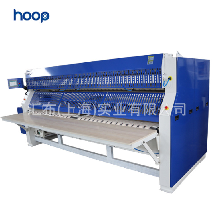 Làm sạch nước và sấy khô trong trung tâm giặt giũ cho một vỏ bọc và gấp các thiết bị cho các đơn vị giặt ủi trên bốn tàu hải sản