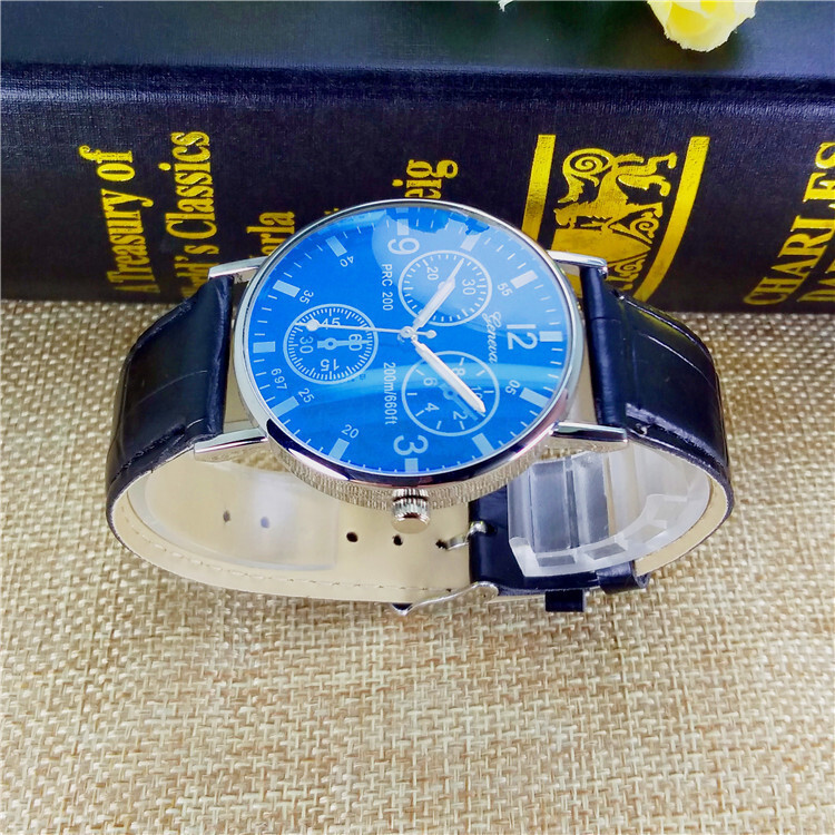 New man's belt business watch, three-eyed six-eyed Geneva watch, blue-light glass leisure watch.