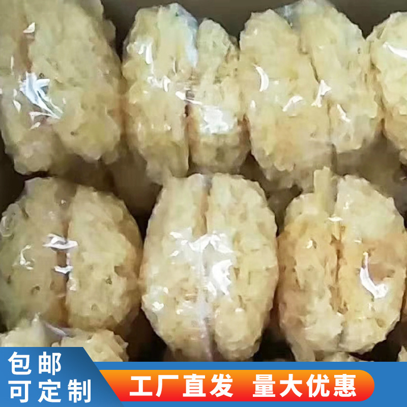 Đó là một cái tai bạc.