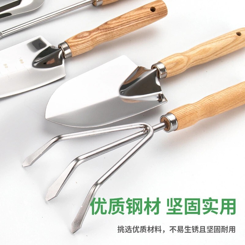 Chế tạo công cụ làm vườn cho trẻ em đào xúc cát để làm vườn