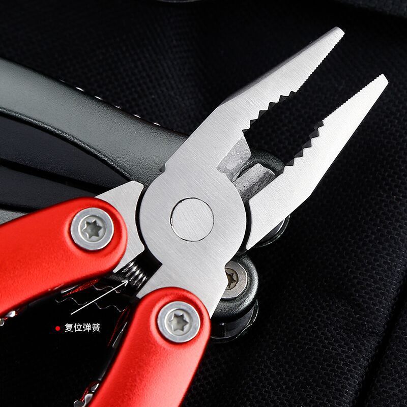 The spot supply of stainless steel multi-purpose tool torque off-the-door folding of hand-held multi-purpose civilian pliers