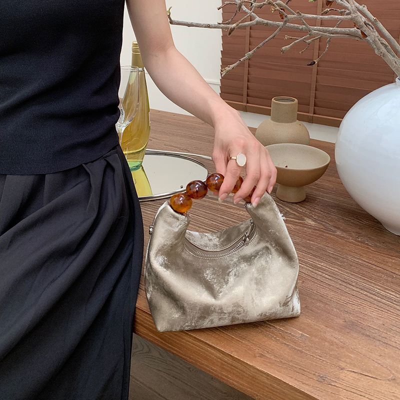 2024 New Chinese dumpling bag, cold air bag, one-shoulder-slashed, small pack chain, soft leather