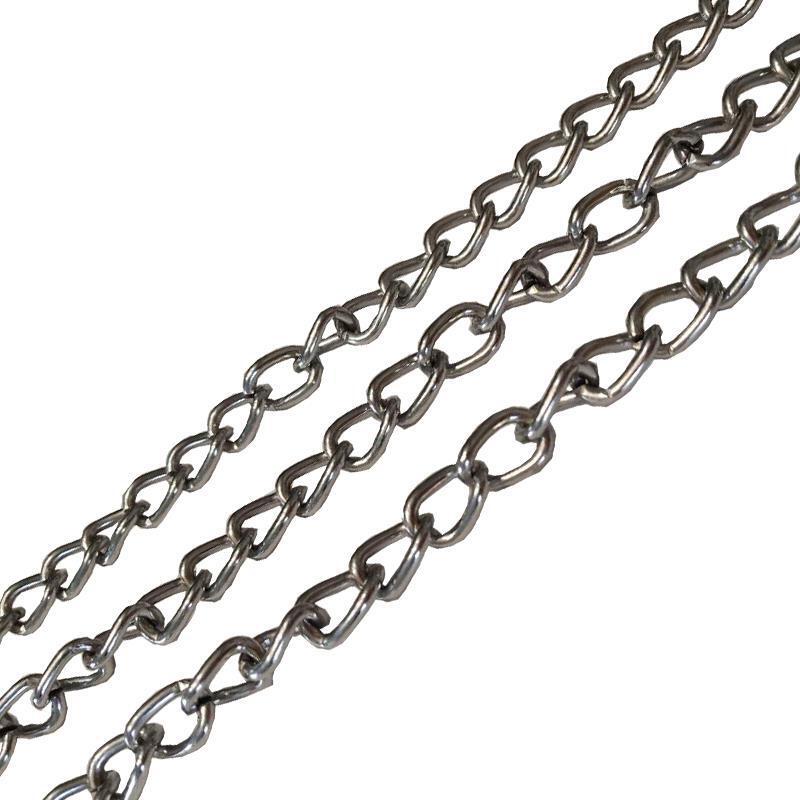 Dây xích thú cưng bị xích