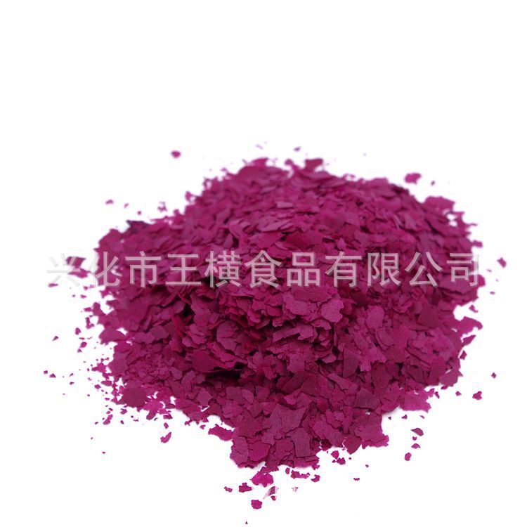 Cây rau bị mất nước của nhà máy bị mất nước với rau thảo mộc.
