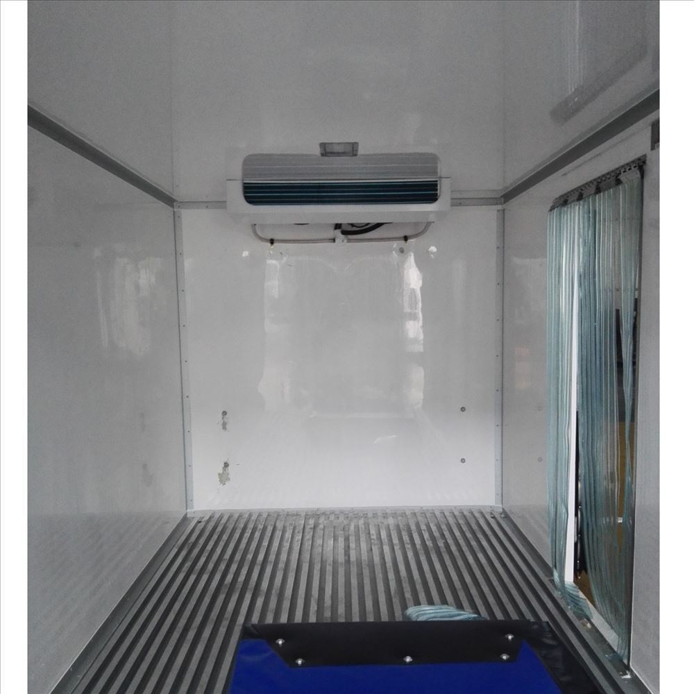 Refrigerated van mobile pre-cooled car maintenance and cooling heating systems