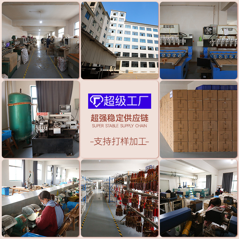 Nhà máy đang bán một chiếc xe hơi với một chiếc xe hơi có nhiều chất polyfort bên trong.