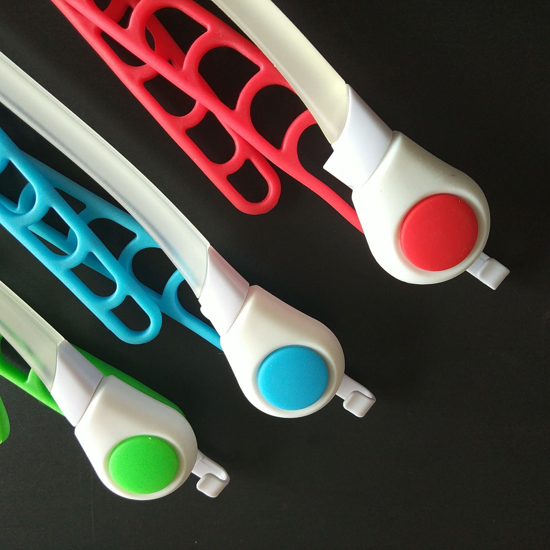 Đô la, giày LED thắp sáng, chạy đèn trên cổ tay, đèn xe đạp, logo nhà máy.