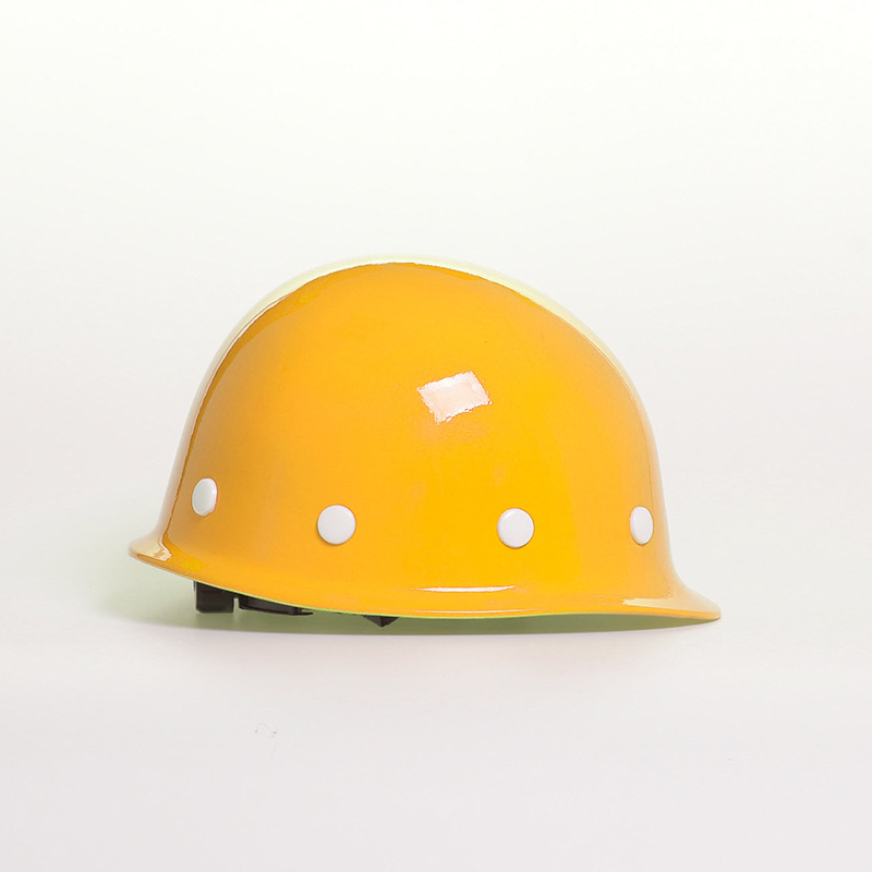 Construction of a building site for the construction of an air-traffic helmet for wholesale sale by the manufacturer