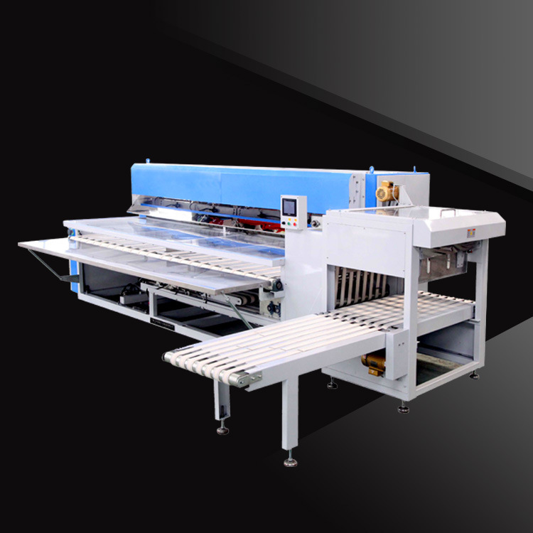 Thiết bị gấp lại cho một máy gấp bốn tốc độ cao, hoàn toàn tự động khăn trải giường khách sạn
