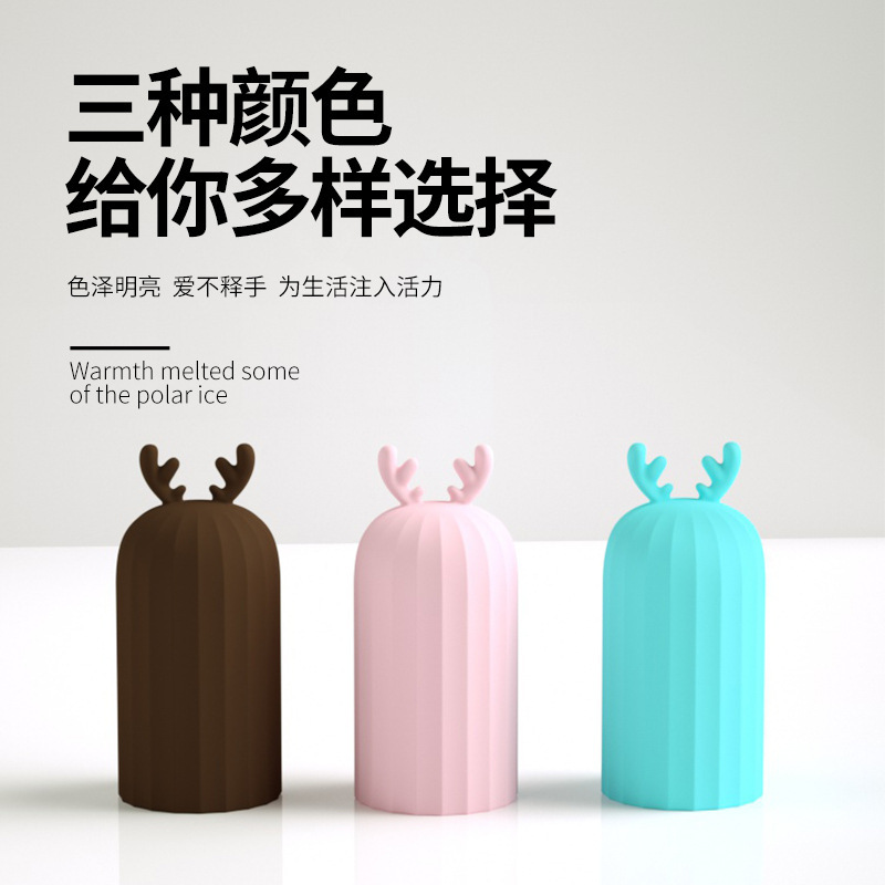 Một món quà Giáng sinh từ lò vi sóng nước nóng Moose Silicon để sưởi ấm bụng.