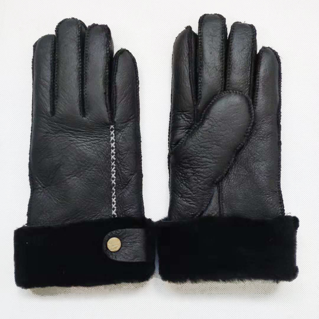 Amazon sells a leather-covered, leather-suture tweed gloves for the outdoors of autumn and winter.