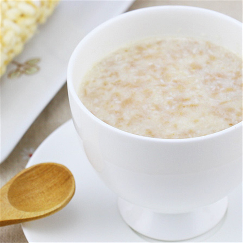 The factory's coconut milk oatmeal 600g and the cereal breakfasts are primed in a pantry.