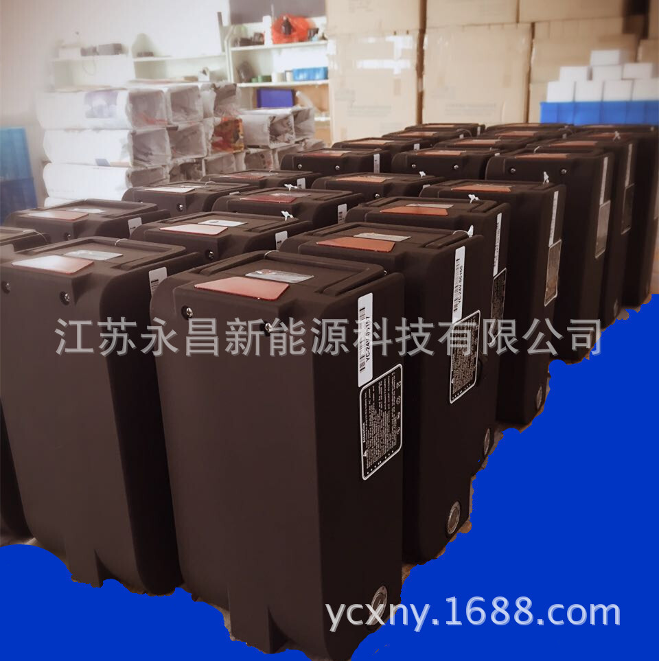 Lithium battery electric wheelchairs folding older persons with disabilities up the slope 24V18AH lithium batteries