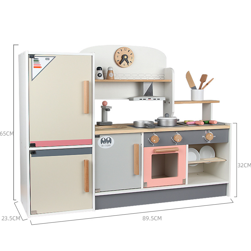 Xử lý trẻ em tự làm, bắt chước qua biên giới từ nhà bếp tủ lạnh trong nước, đồ chơi, một bé gái gỗ,
