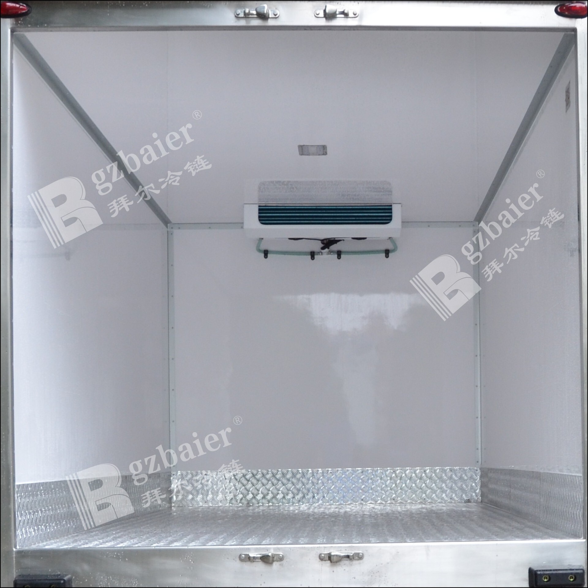 Leather cold for fruit and vegetables, mobile freezer, mobile freezer, rental for mobile freezer