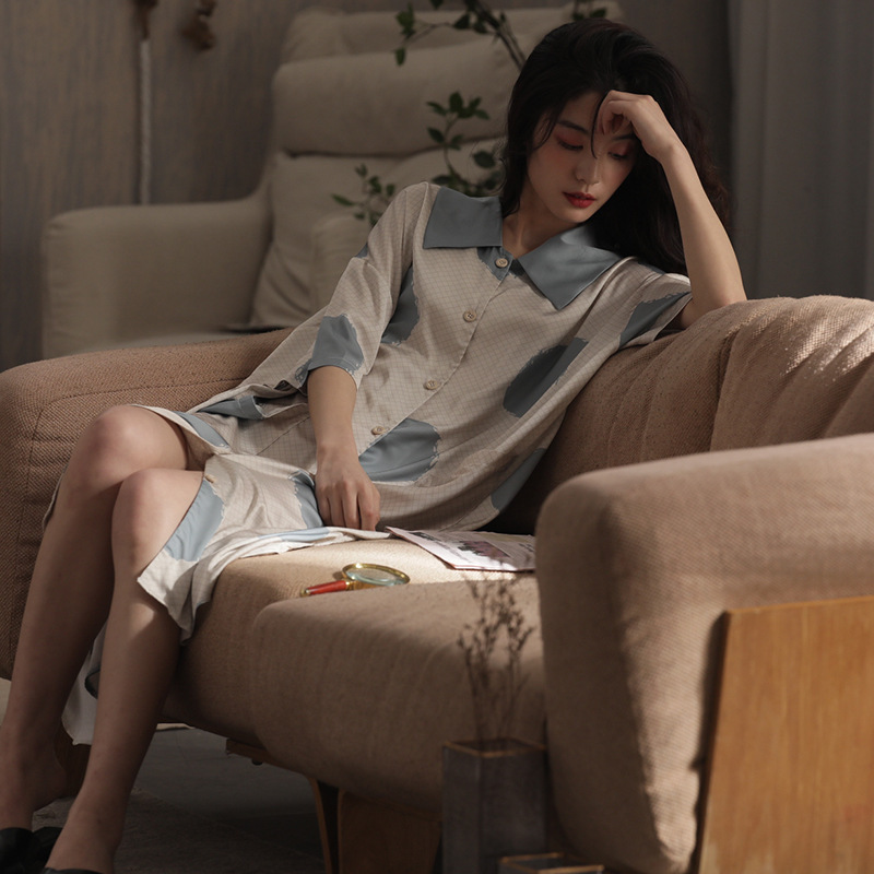 Lưới đỏ rung còn sống.