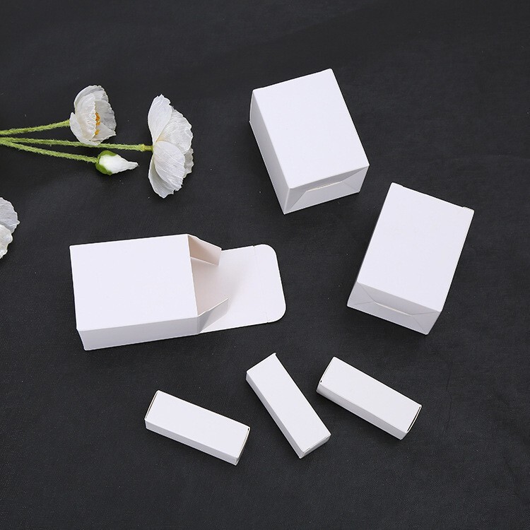 Customize white card card boxes with empty boxes for printing logo paint boxes in small quantities