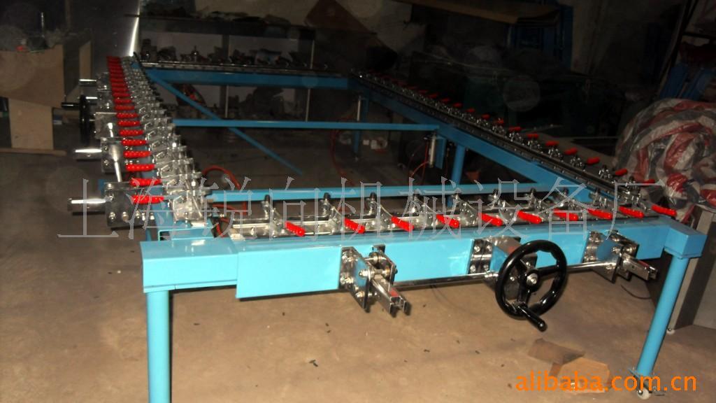 It's a direct distribution machine, a mechanical tractor, a specialized type-of-the-art air drive.