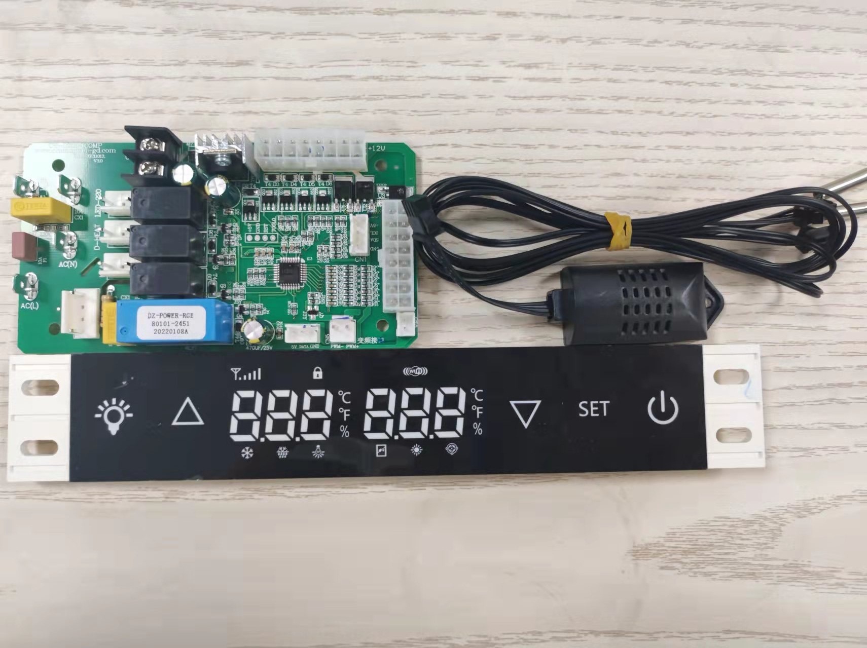 Beef display board smart sour-defeated refrigerated panel is customised as a circuit board factory