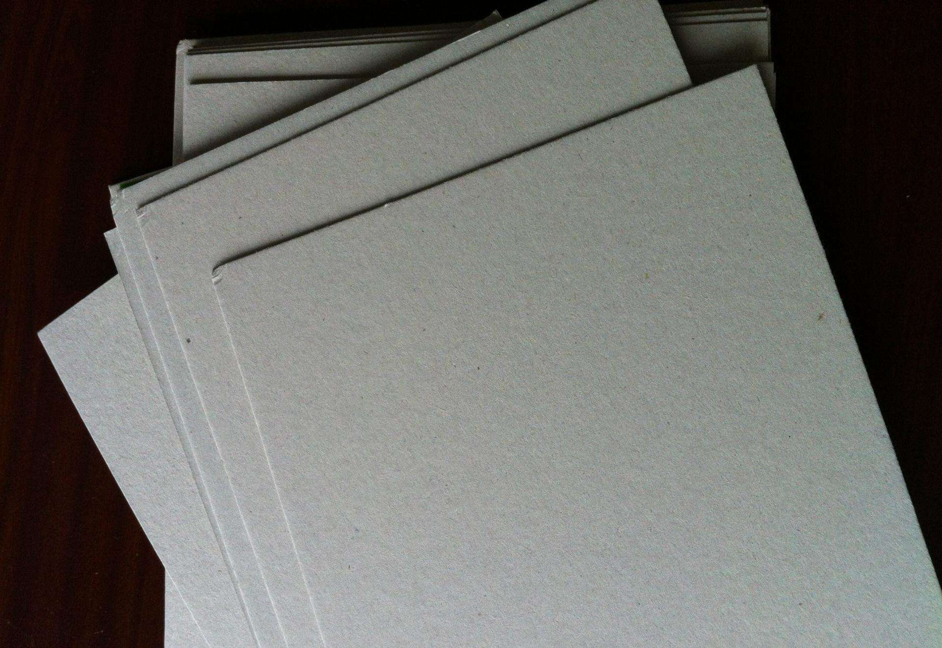 The factory supplies a tea box with a double grey sheet card of 3.0 mm for a price discount.