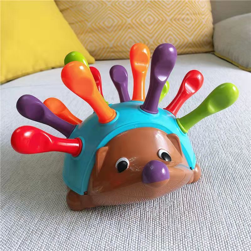 Ánh sáng ban đầu của đồ chơi đồ chơi với những người hành hương bé nhỏ và sự hợp tác của đôi mắt bàn tay cho trẻ em 1-3 tuổi