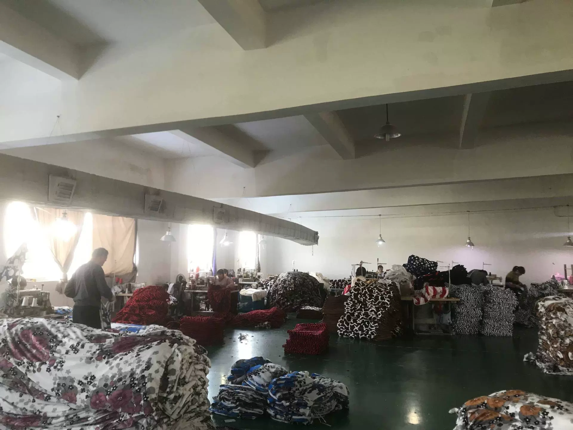 常熟市华佳经纬编织造有限公司
