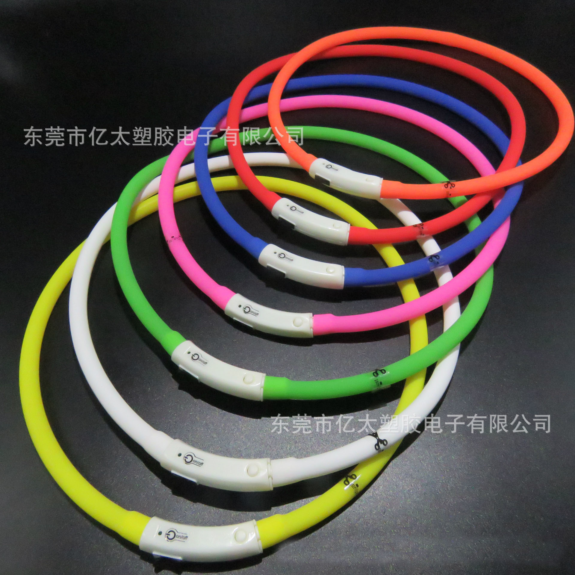 Con thú cưng U.S.B. Nạp dây chuyền của chó LED, dây chuyền cổ chó nhỏ.