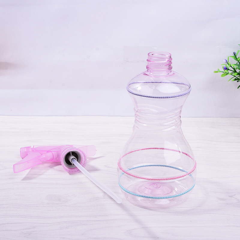 Nguồn cung cấp thực vật, nguồn cung cấp địa điểm, bắt tay bình phun màu xanh lá cây, máy phun nhỏ.
