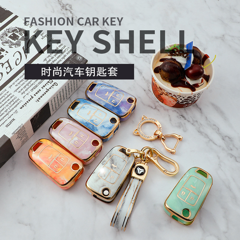 Hai mươi hai chiếc Chevy 23 toa 22, phòng Chevy Key.