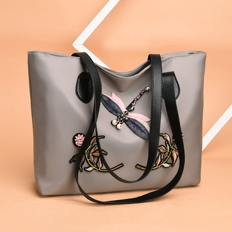Cross-border supply of 2024 Fashion Fashion Fashion Fashion Fashion with a large capacity of tweezer.