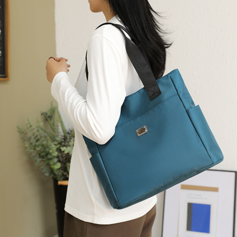2024 new woman's handbag, large shoulder bag, lightweight, Mommy's handbag, leisure lady bag.