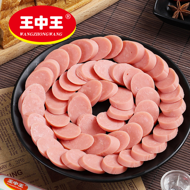 Đồ ăn của nhà Thanh, 90 gram bánh mì Diiquiri, xúc xích xúc xích xúc xích, và cả một hộp thịt xông khói.