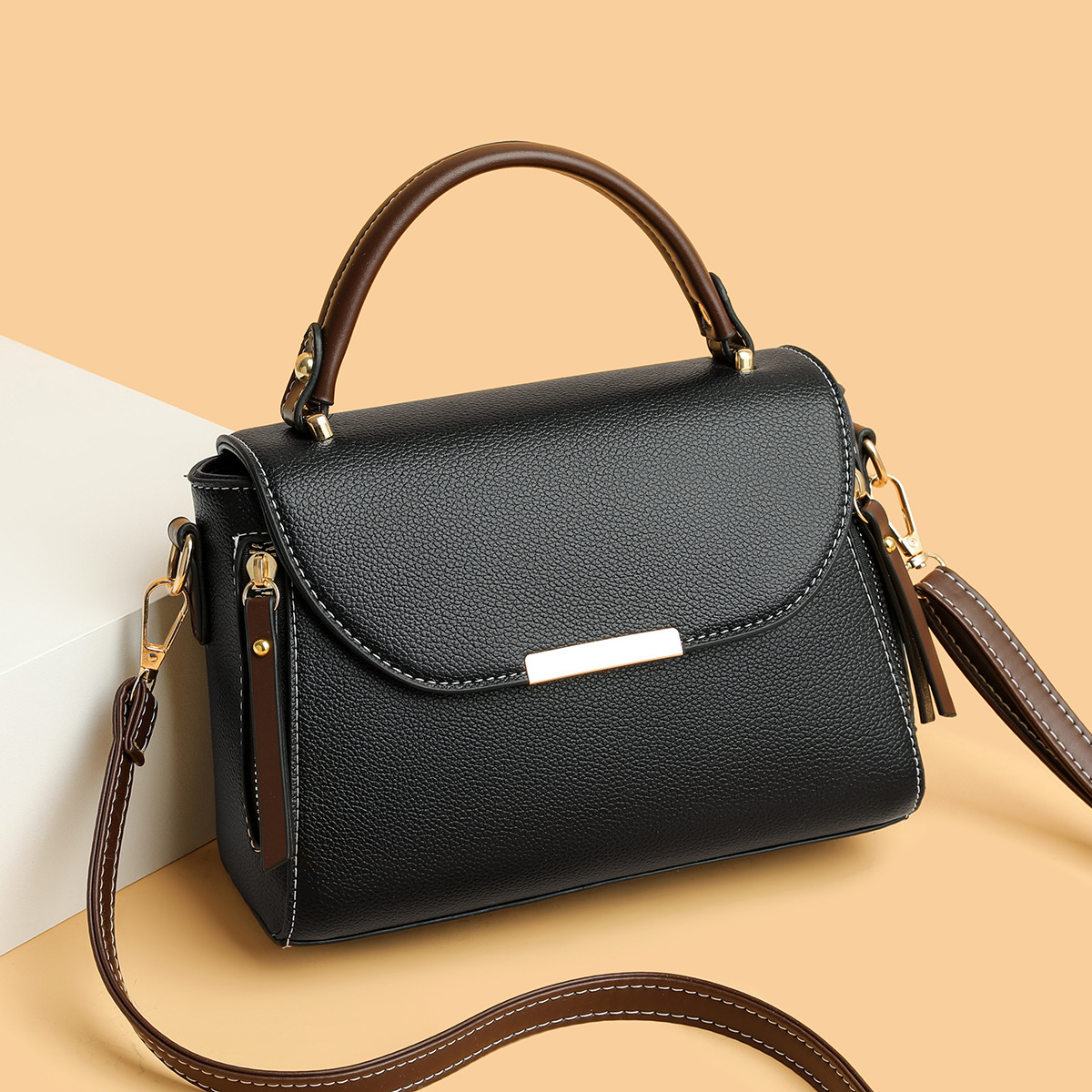 2024 new squint bag, one-shoulder bag, one-shoulder bag, one-hand handbag, small-coloured package.