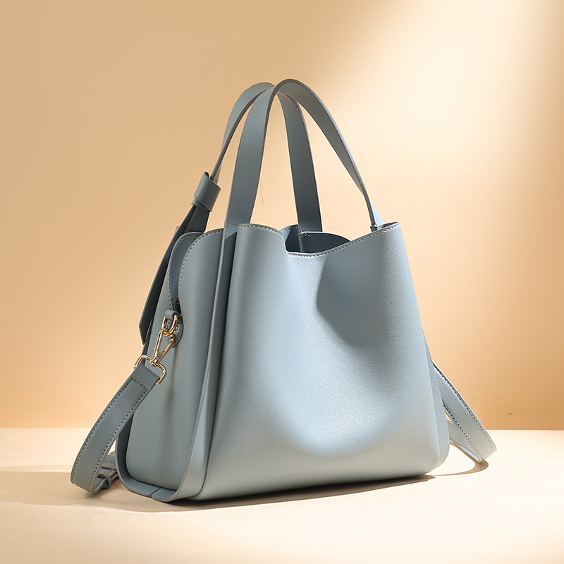 Fashionable water drums with large one-shoulder-size slop bag for cross-border foreign trade