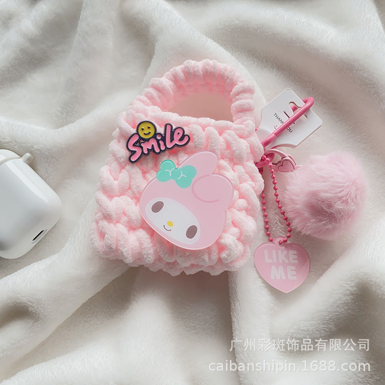 Bộ tai nghe của cặp tai nghe AirPods của cô gái Nhật.