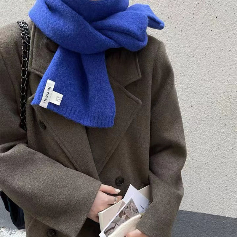2022 Korean knitted scarf girl Ins is about the same color as a warm and leisure student in winter.